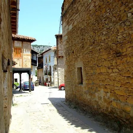 Rural La Puebla Orbaneja del Castillo
