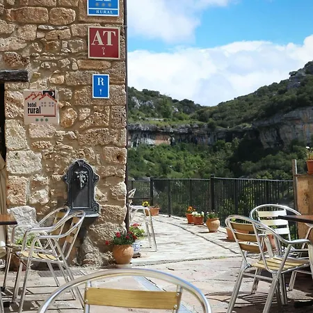 Rural La Puebla Orbaneja del Castillo